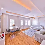 Ayshe Kaş