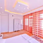 Ayshe Apartament *